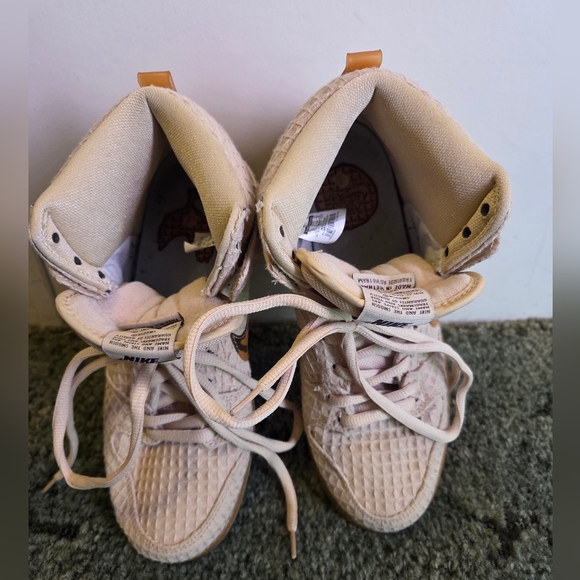 Nike SB Dunk High - Hemp Waffle - 2016 - Gently Pre-Loved - Picture 6 of 9